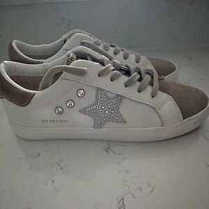 Size 8 Women’s Vintage Havanas